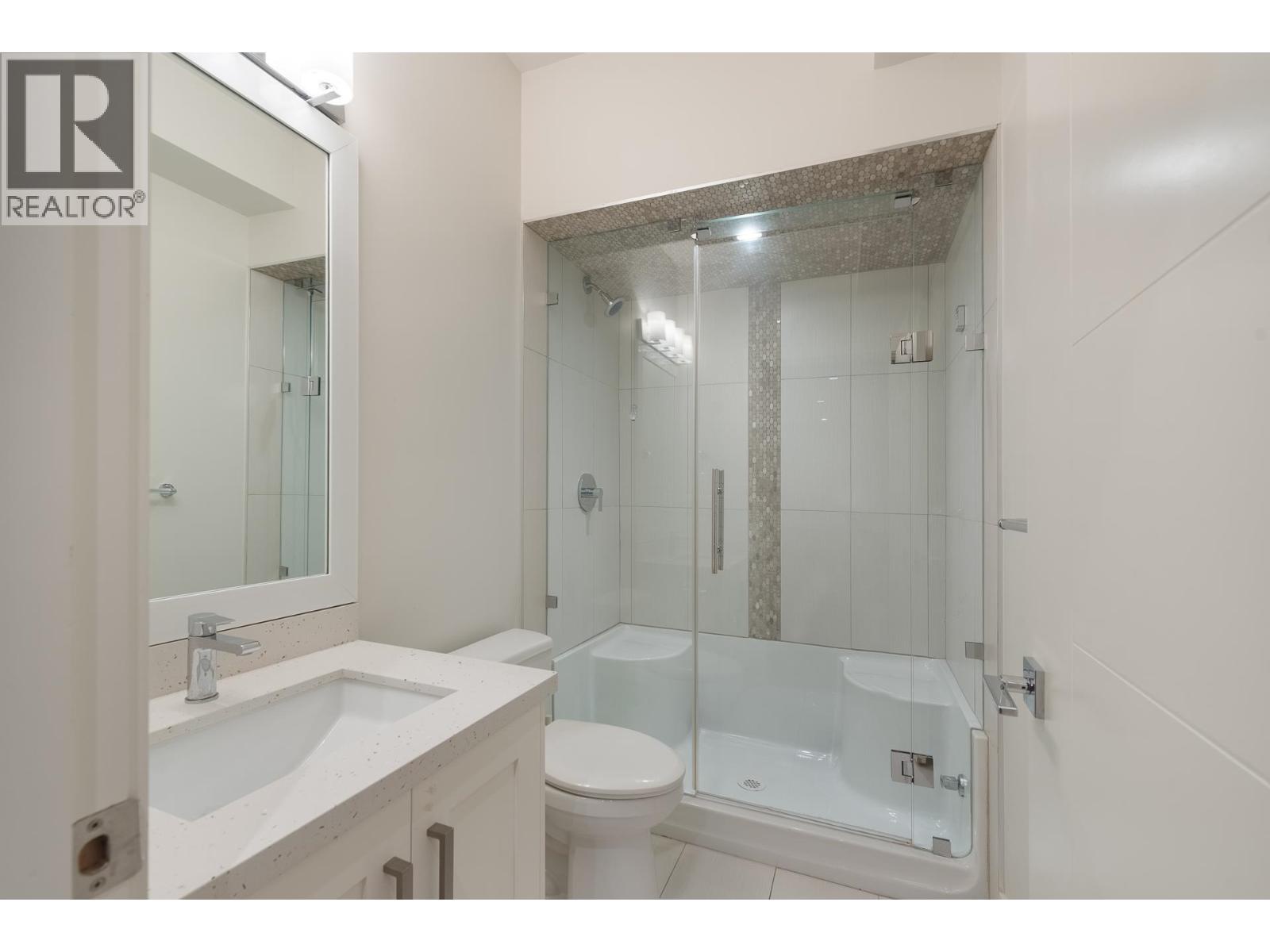 1450 Fulton Avenue, West Vancouver, British Columbia