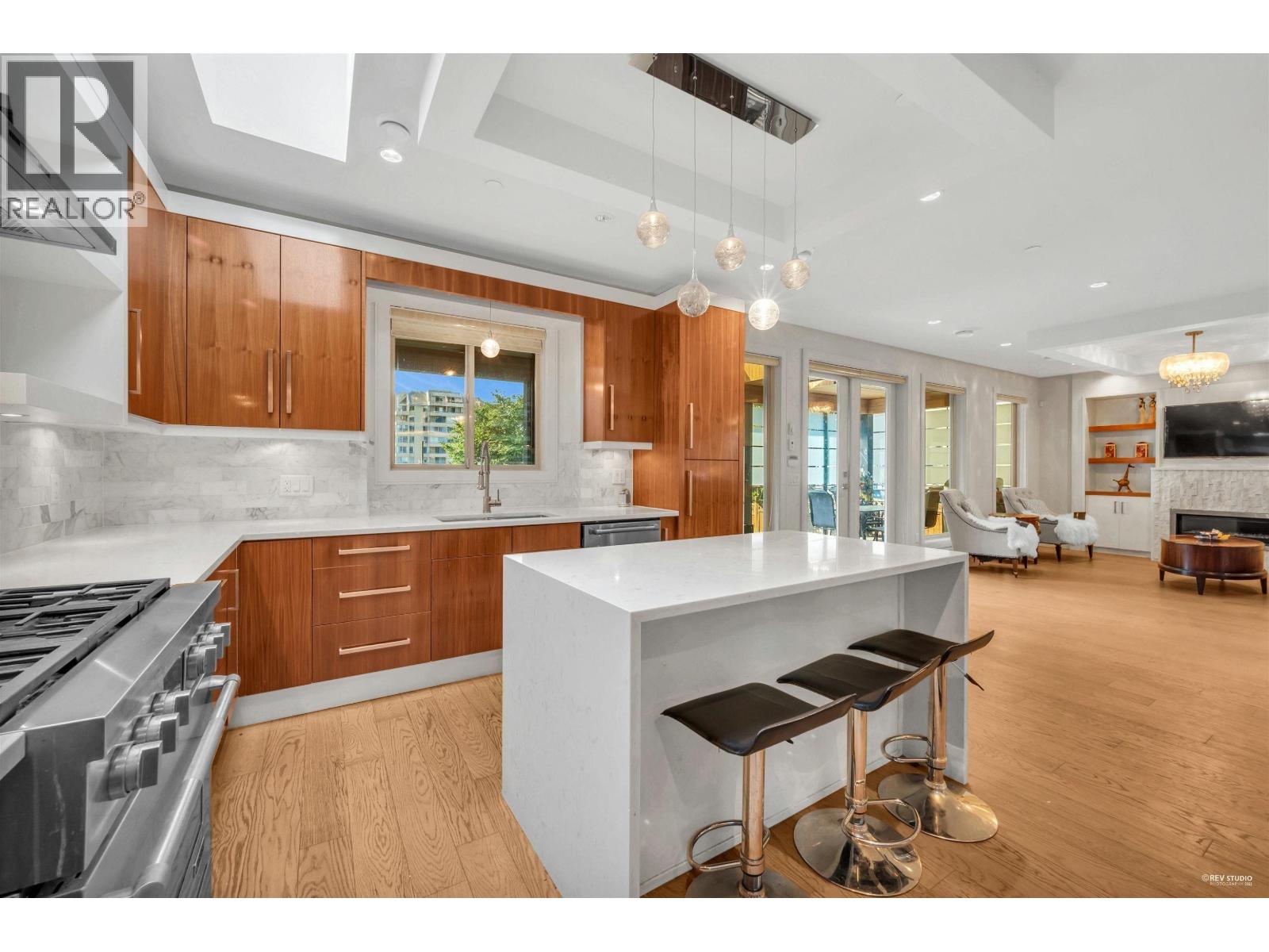 1450 Fulton Avenue, West Vancouver, British Columbia