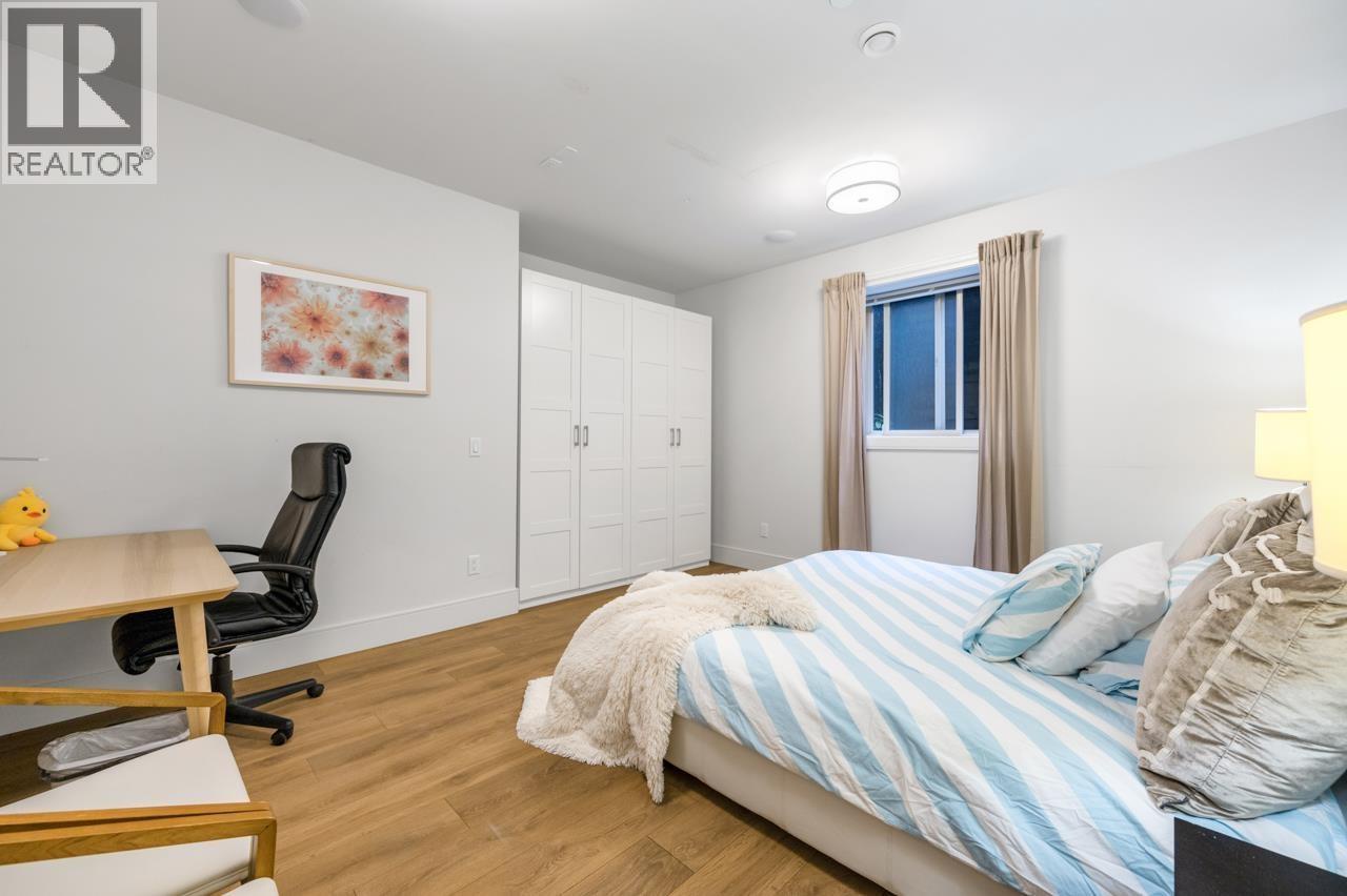 1450 Fulton Avenue, West Vancouver, British Columbia