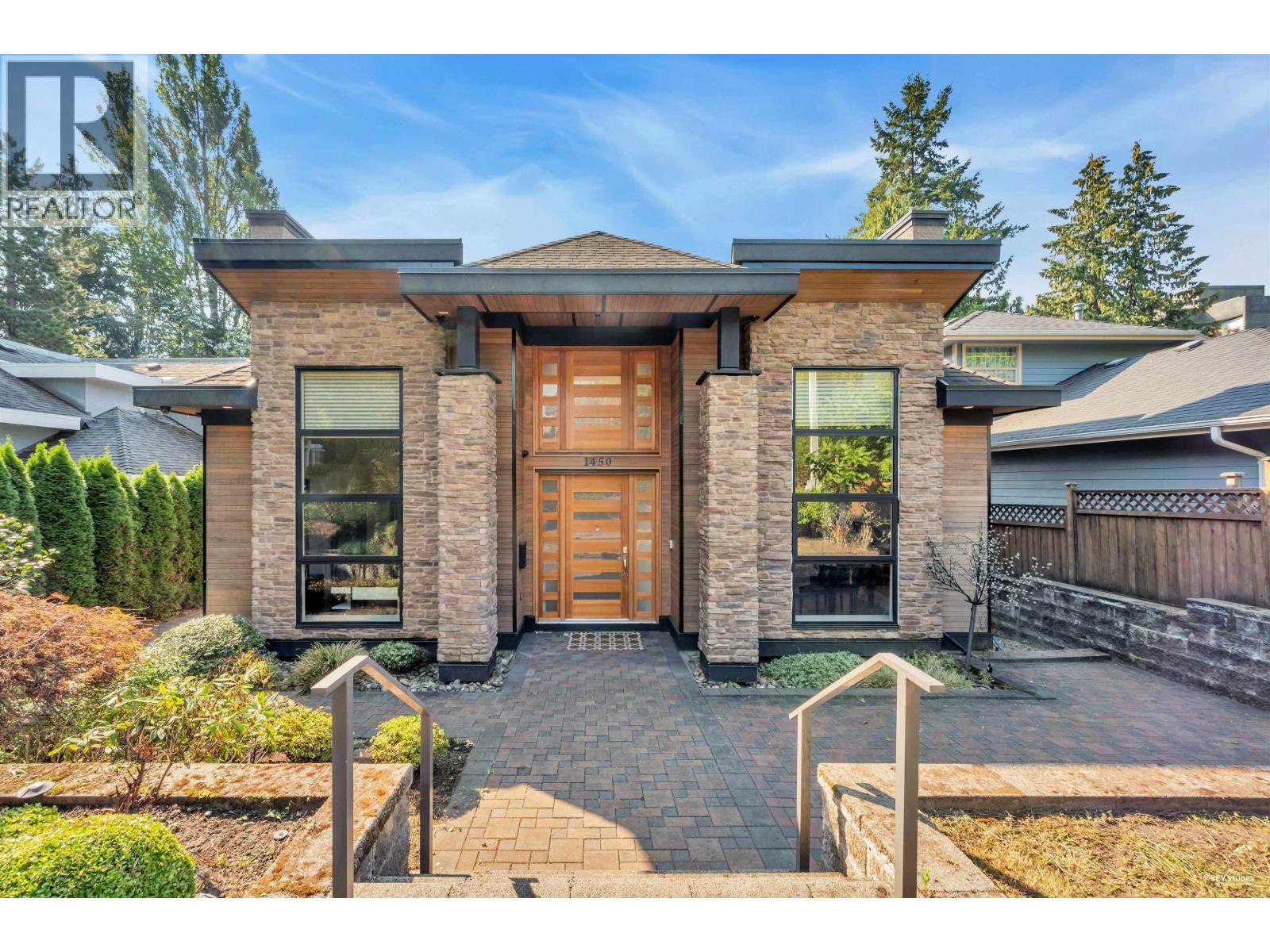 1450 Fulton Avenue, West Vancouver, British Columbia