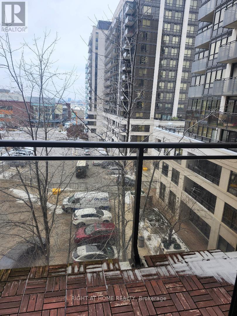 519 - 1060 Sheppard Avenue W, Toronto (york University Heights), Ontario