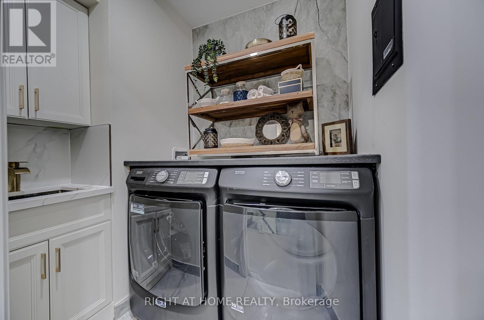 1482 Old Forest Road, Pickering (woodlands), Ontario