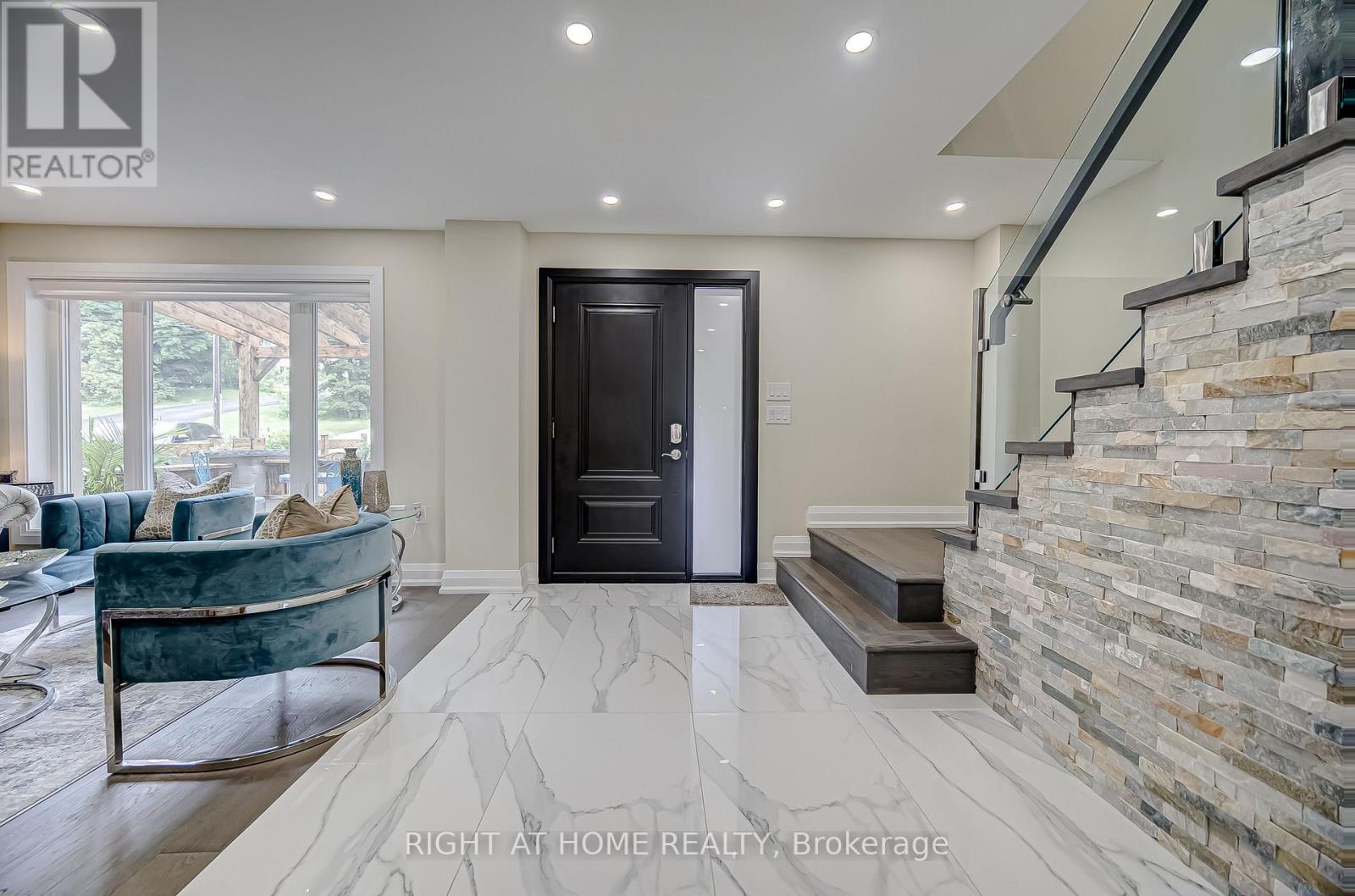 1482 Old Forest Road, Pickering (woodlands), Ontario