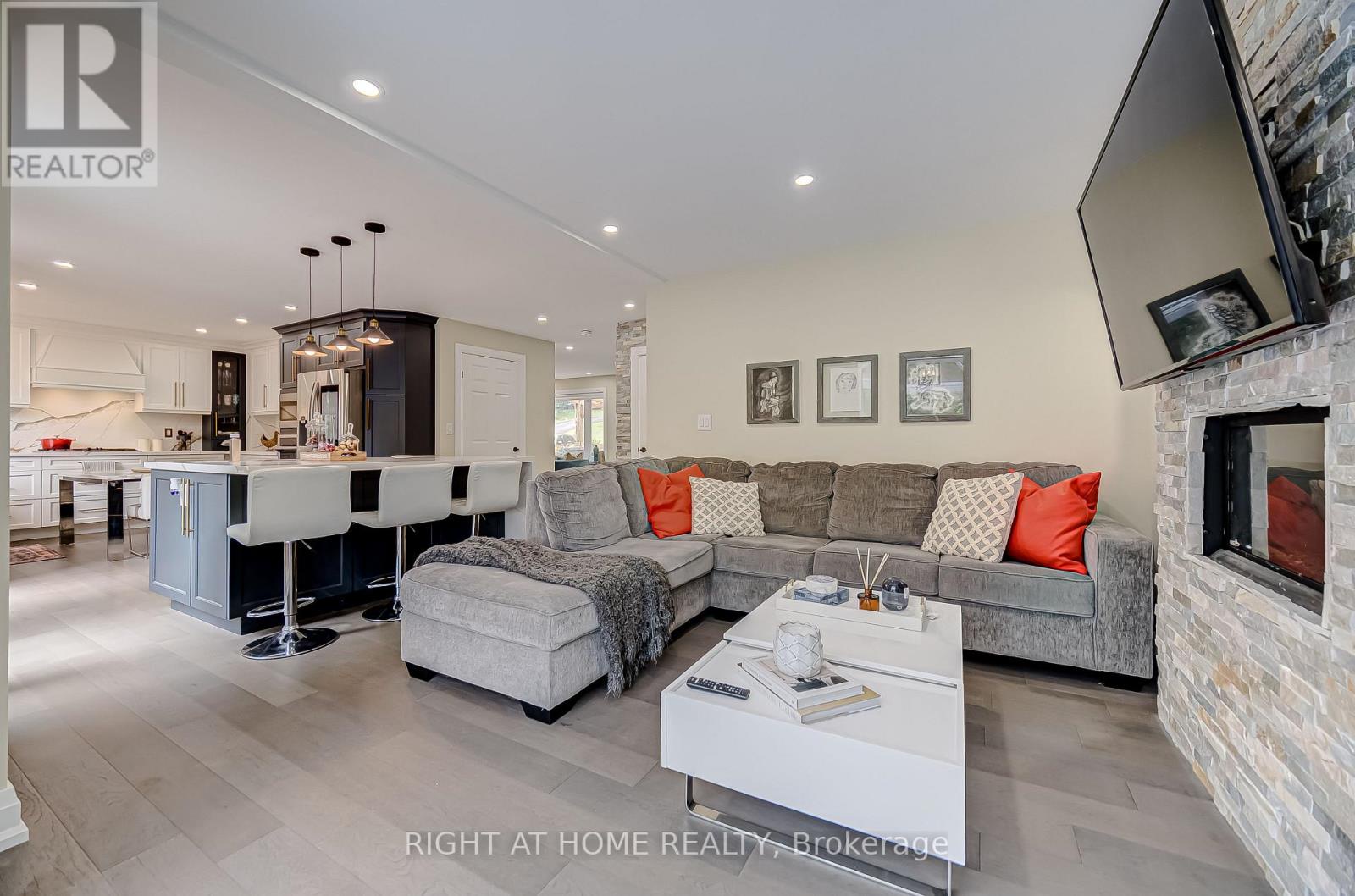 1482 Old Forest Road, Pickering (woodlands), Ontario