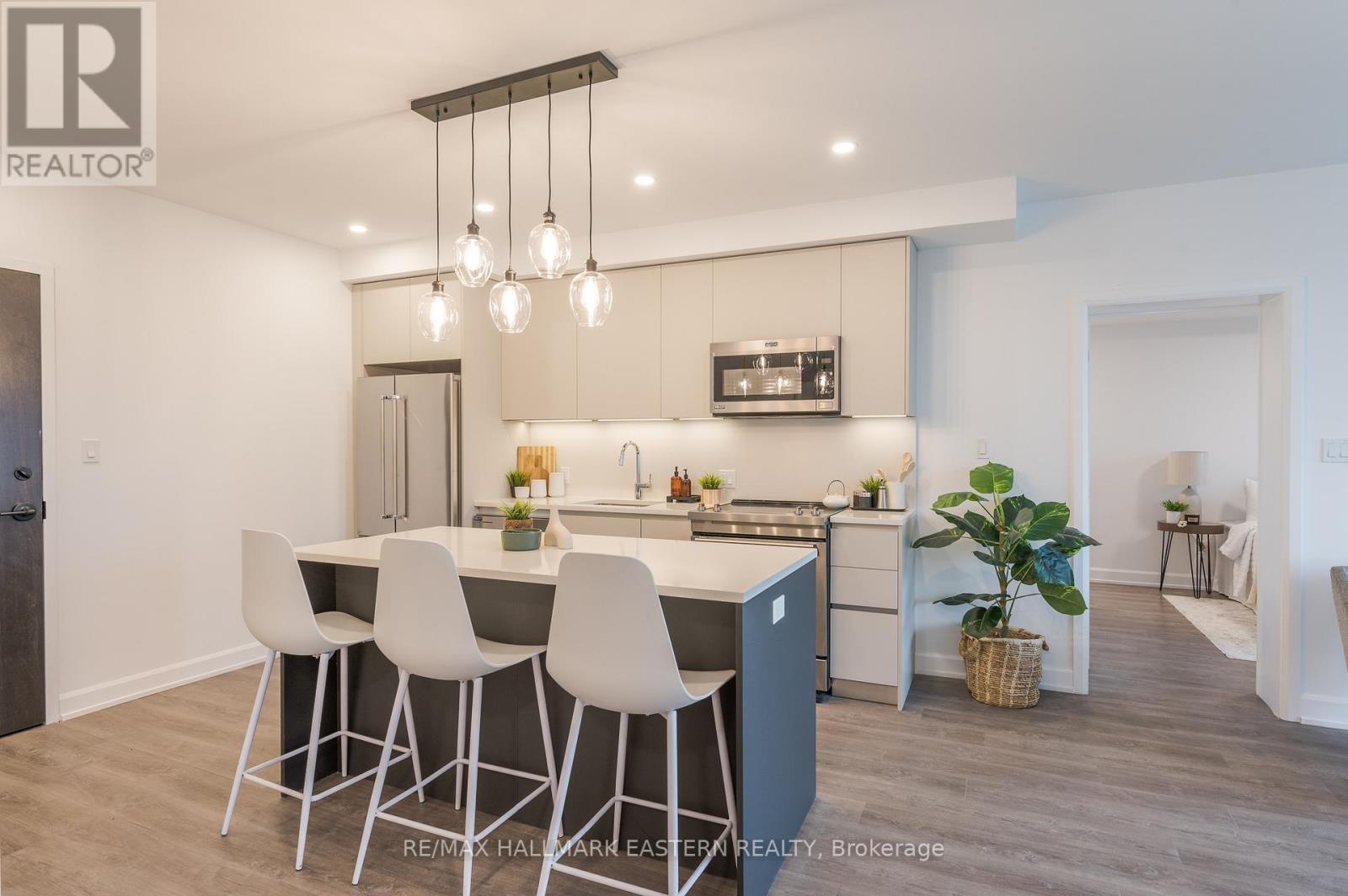 505 - 195 Hunter Street E, Peterborough (ashburnham Ward 4), Ontario