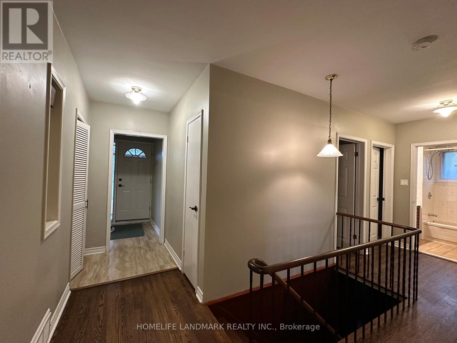 28 Landfair Crescent, Toronto (woburn), Ontario