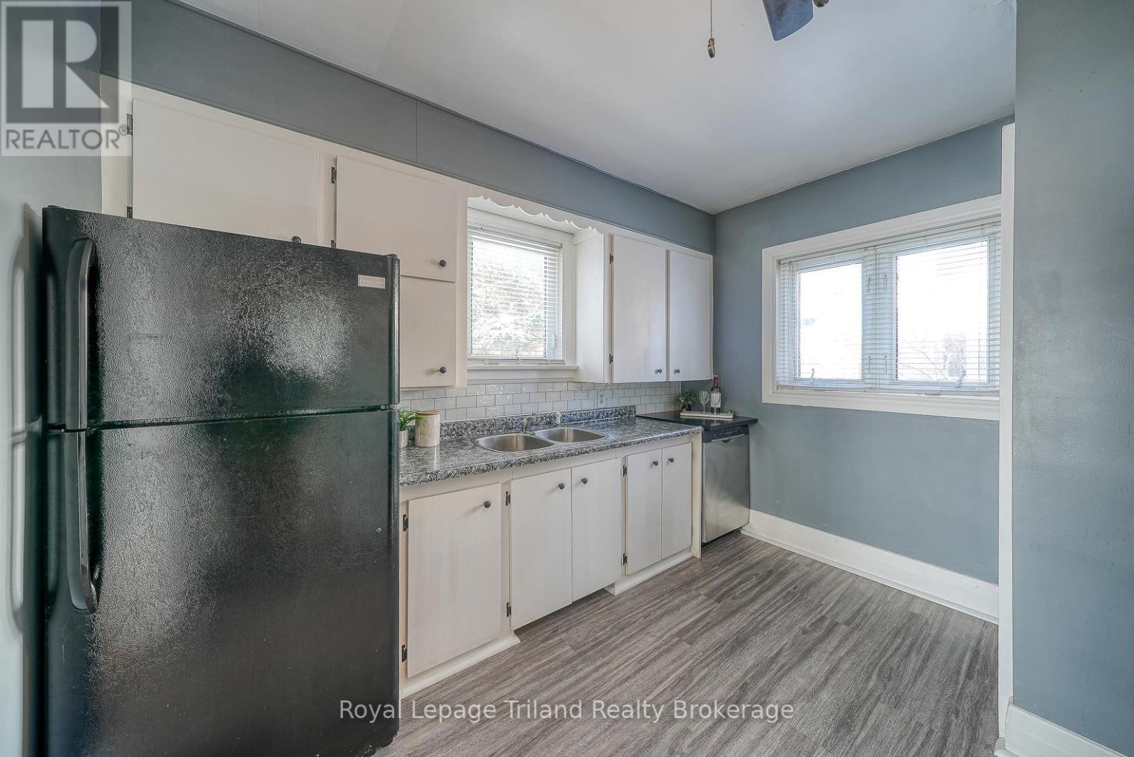 34 Concession Street W, Tillsonburg, Ontario