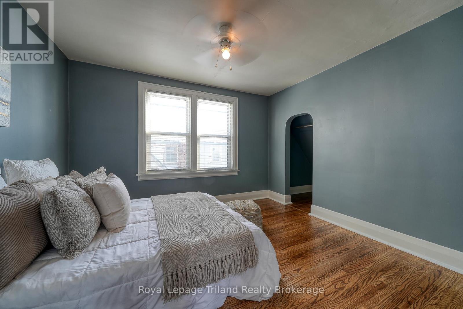 34 Concession Street W, Tillsonburg, Ontario