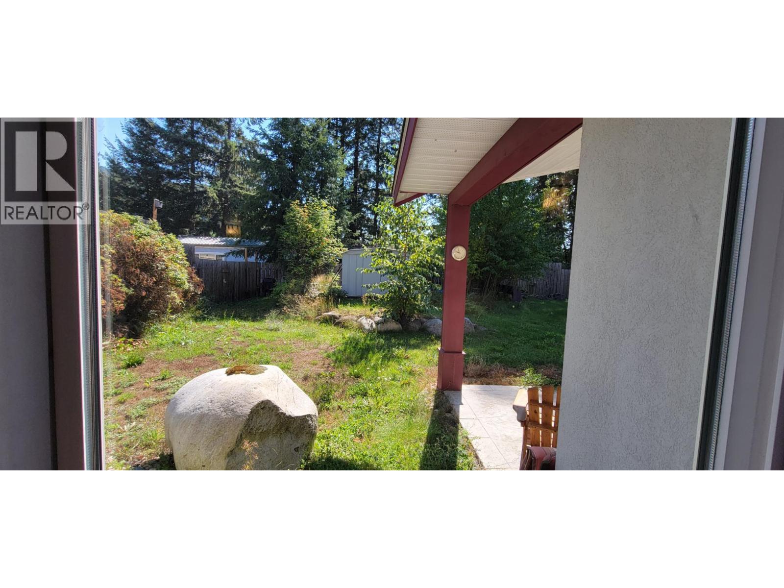 515 9th Avenue, New Denver, British Columbia