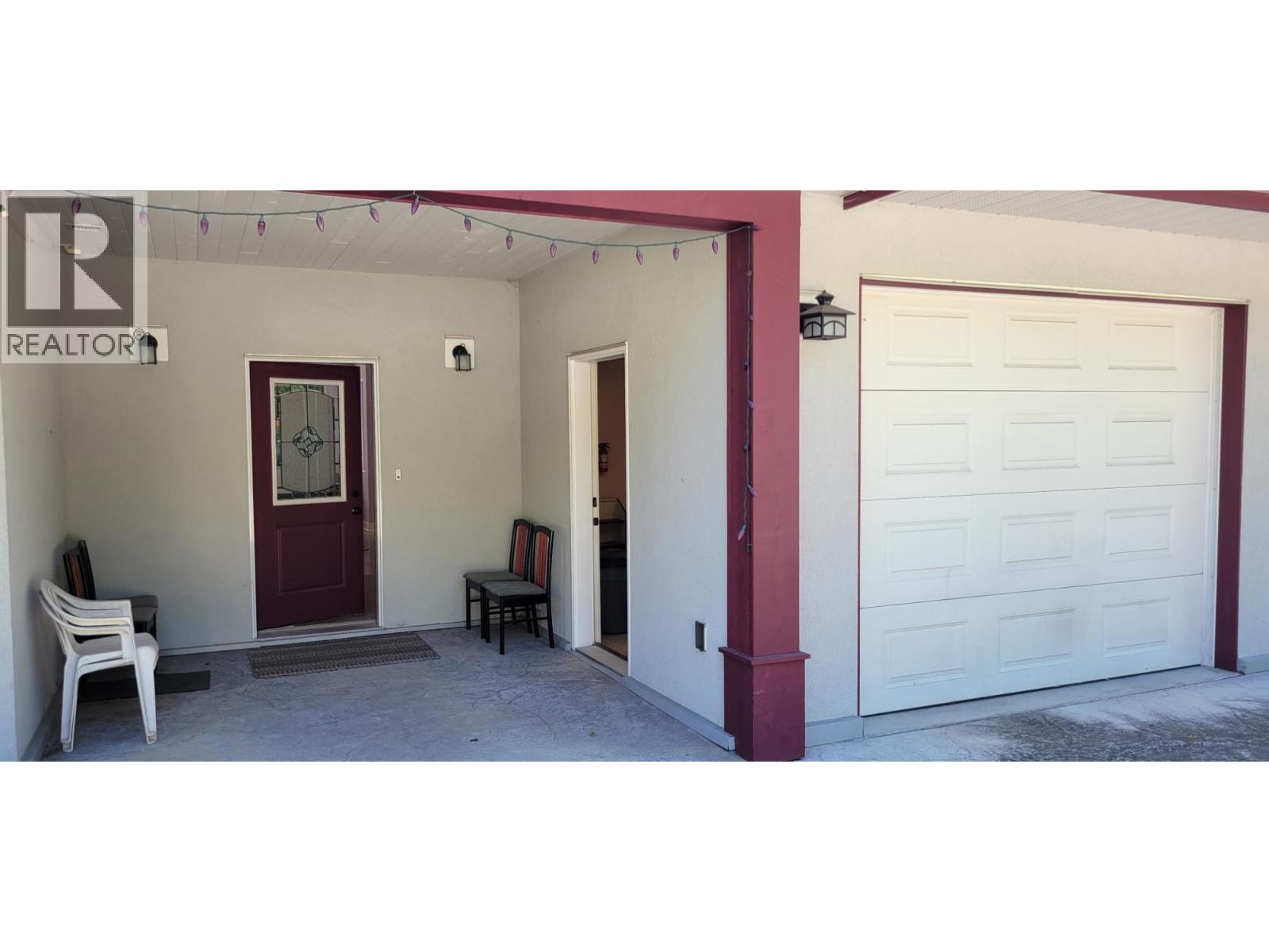 515 9th Avenue, New Denver, British Columbia