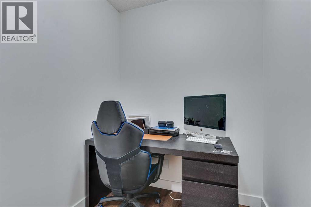 113, 35 Richard Court Sw, Calgary, Alberta