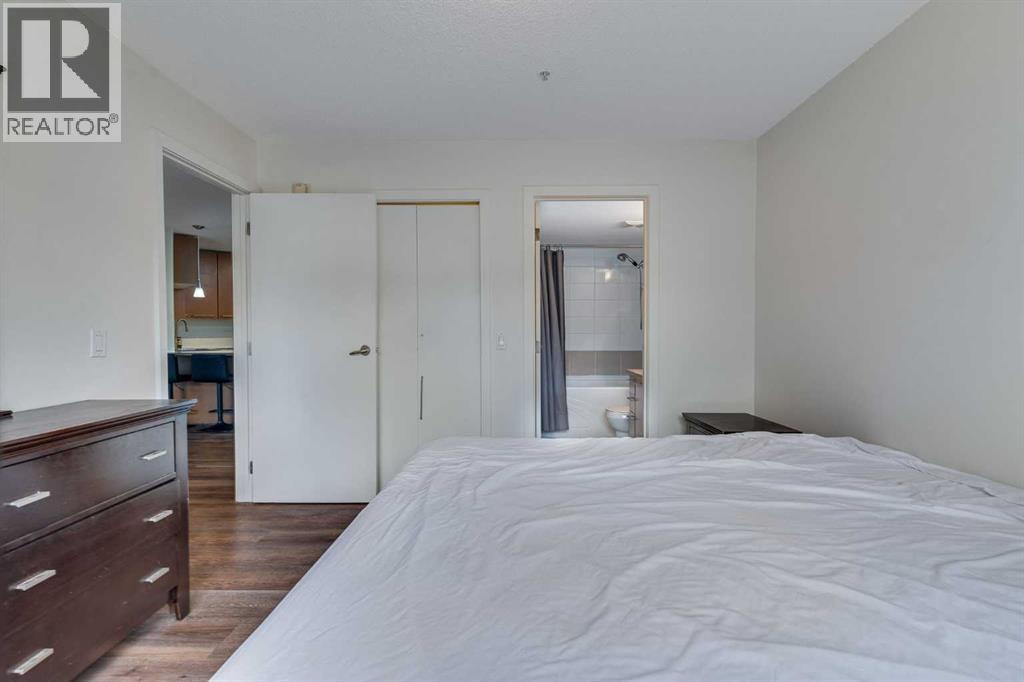 113, 35 Richard Court Sw, Calgary, Alberta