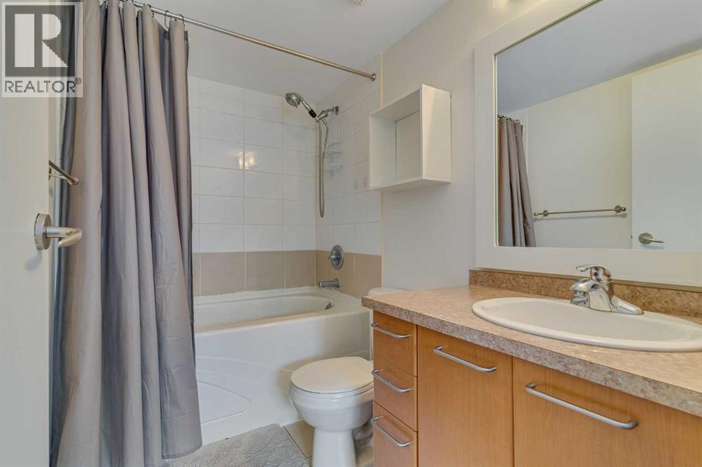 113, 35 Richard Court Sw, Calgary, Alberta