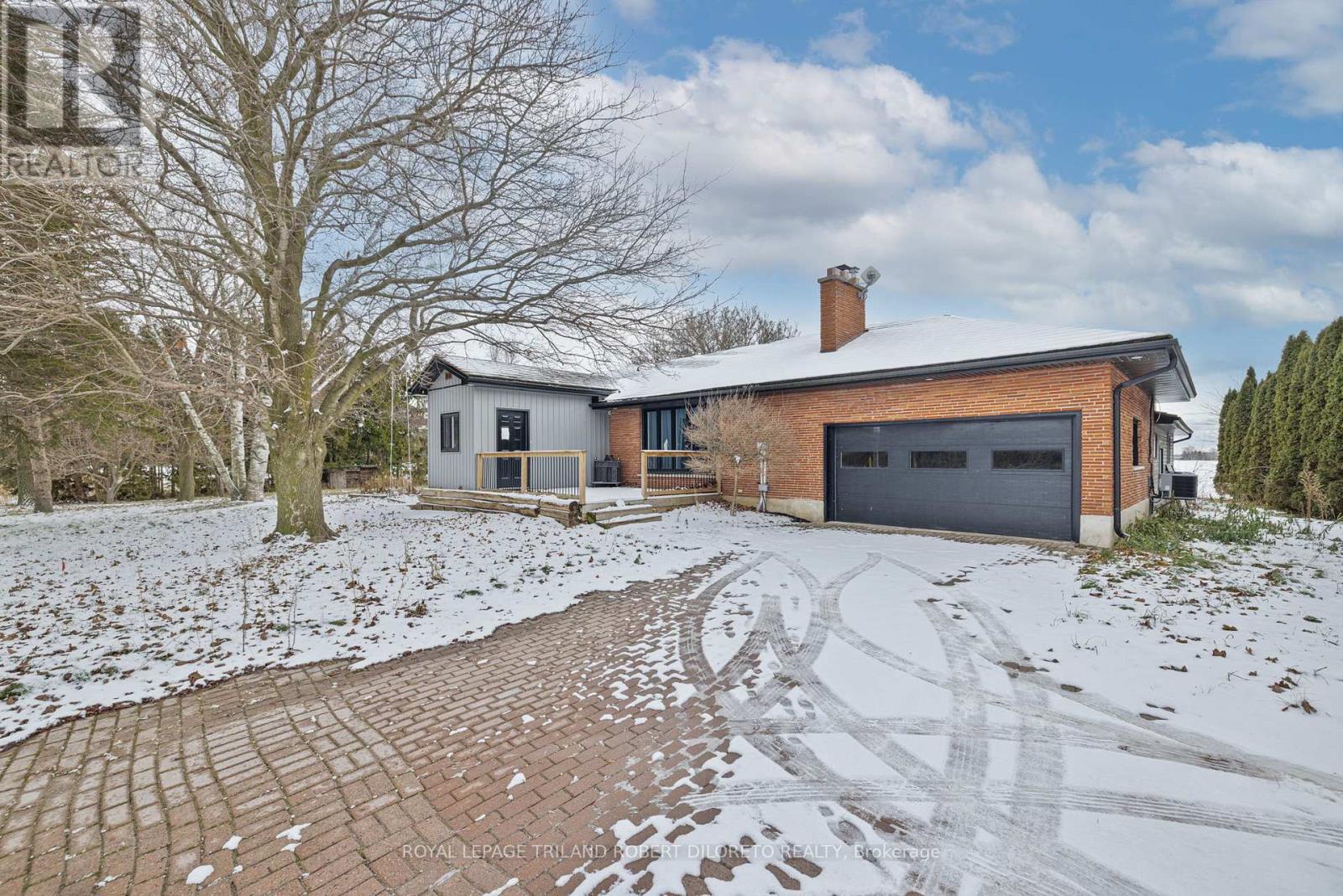 9755 Longwoods Road, Middlesex Centre, Ontario