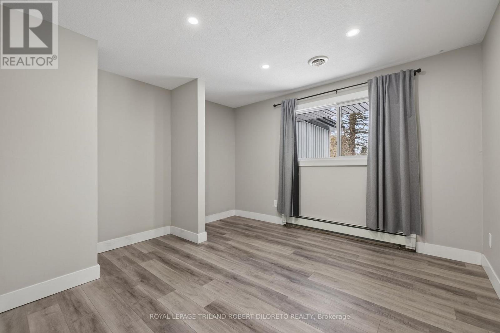 9755 Longwoods Road, Middlesex Centre, Ontario