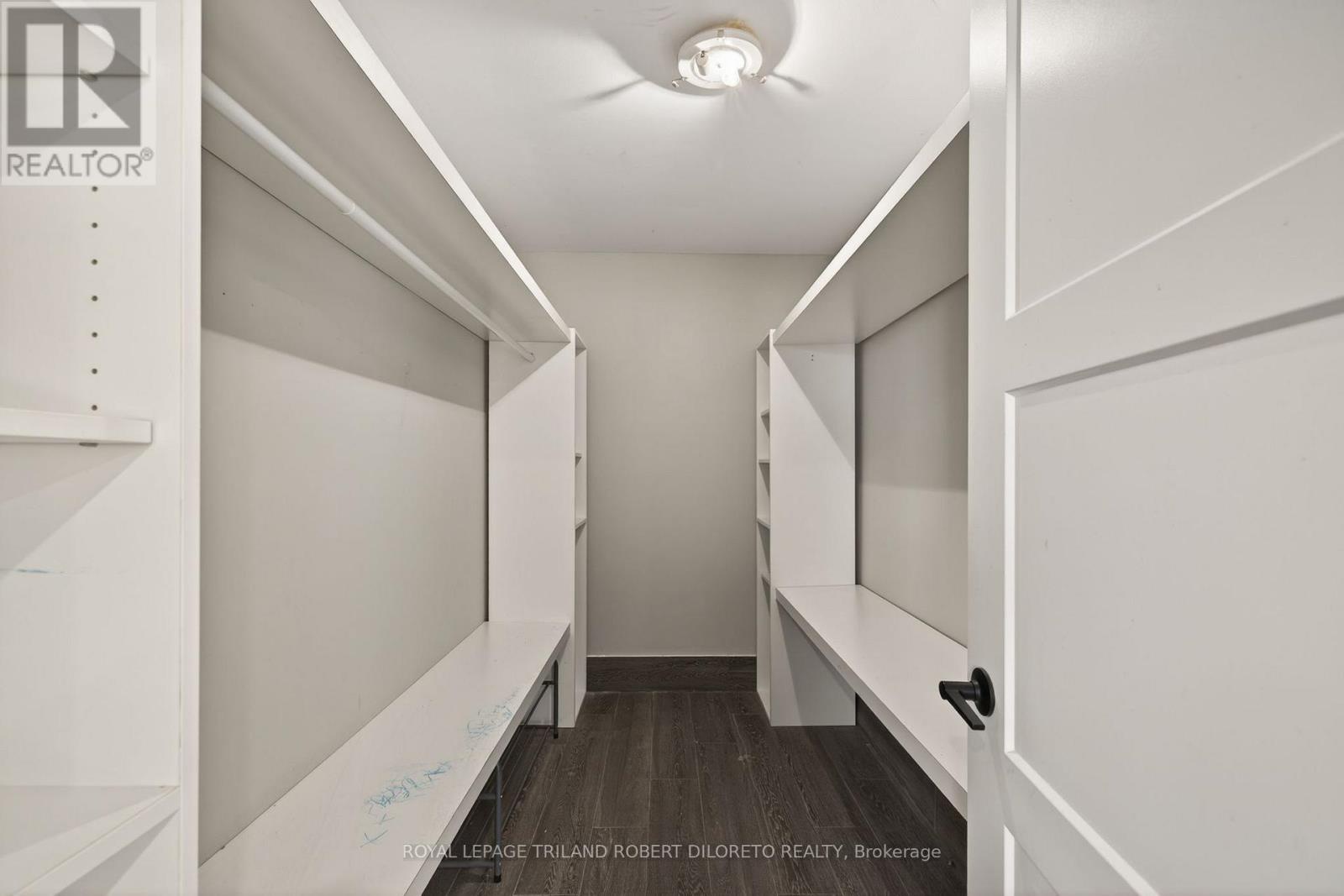 9755 Longwoods Road, Middlesex Centre, Ontario