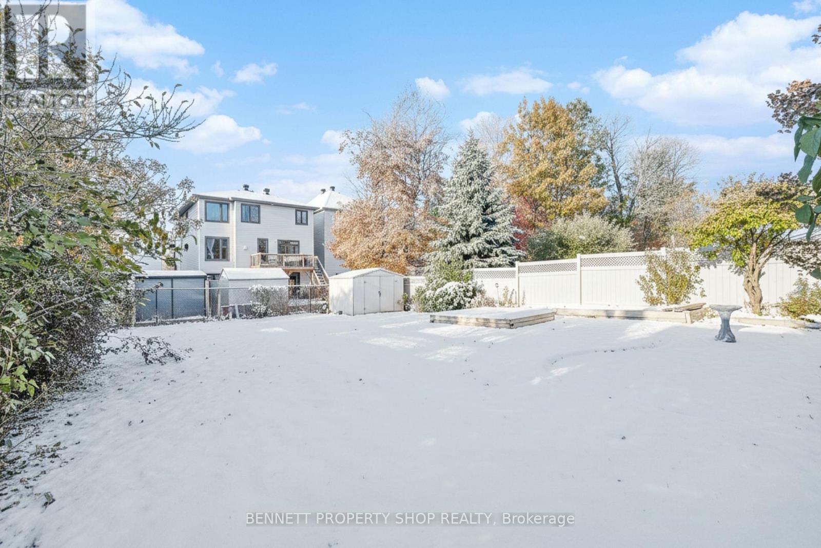 18 Tierney Drive, Ottawa, Ontario