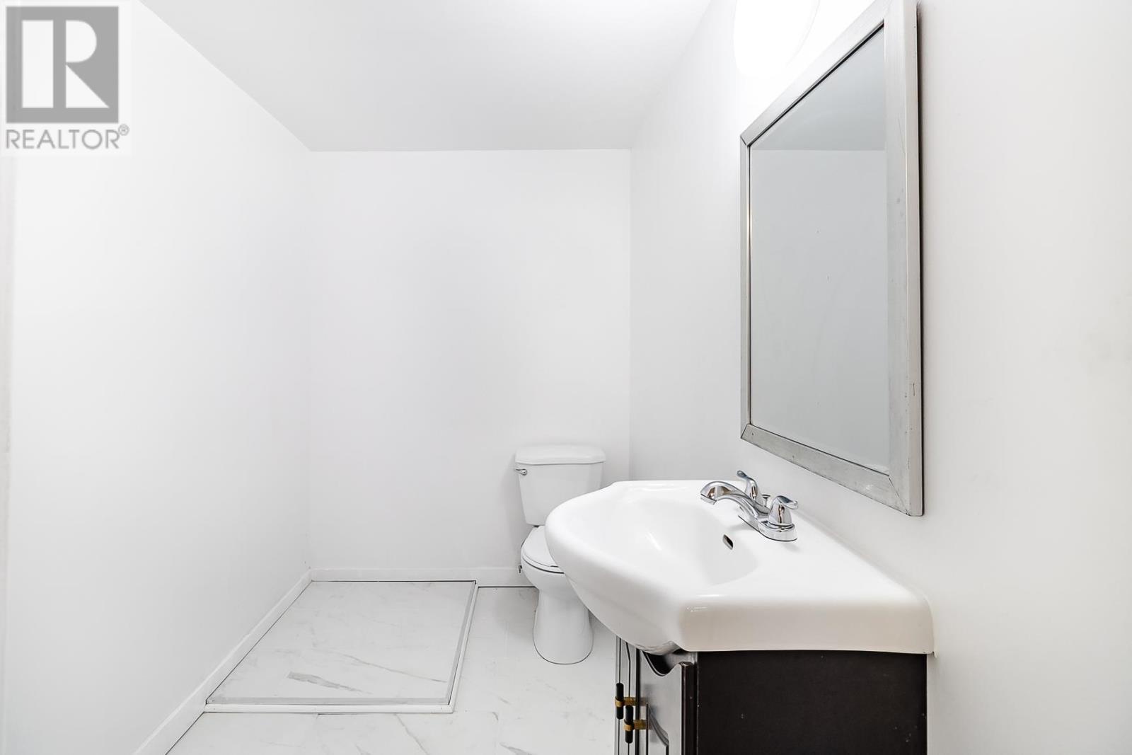 22 Lloyd St, Sault Ste. Marie, Ontario