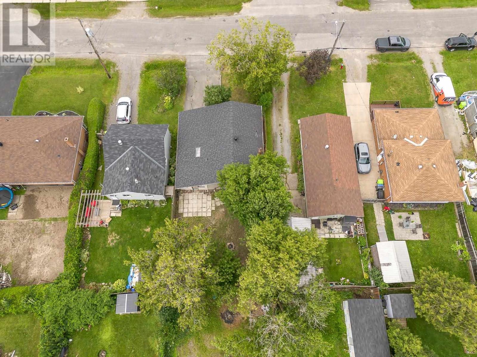 22 Lloyd St, Sault Ste. Marie, Ontario