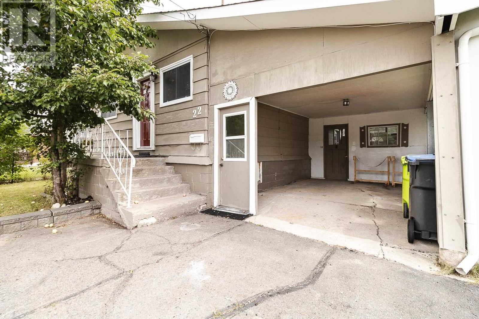 22 Lloyd St, Sault Ste. Marie, Ontario