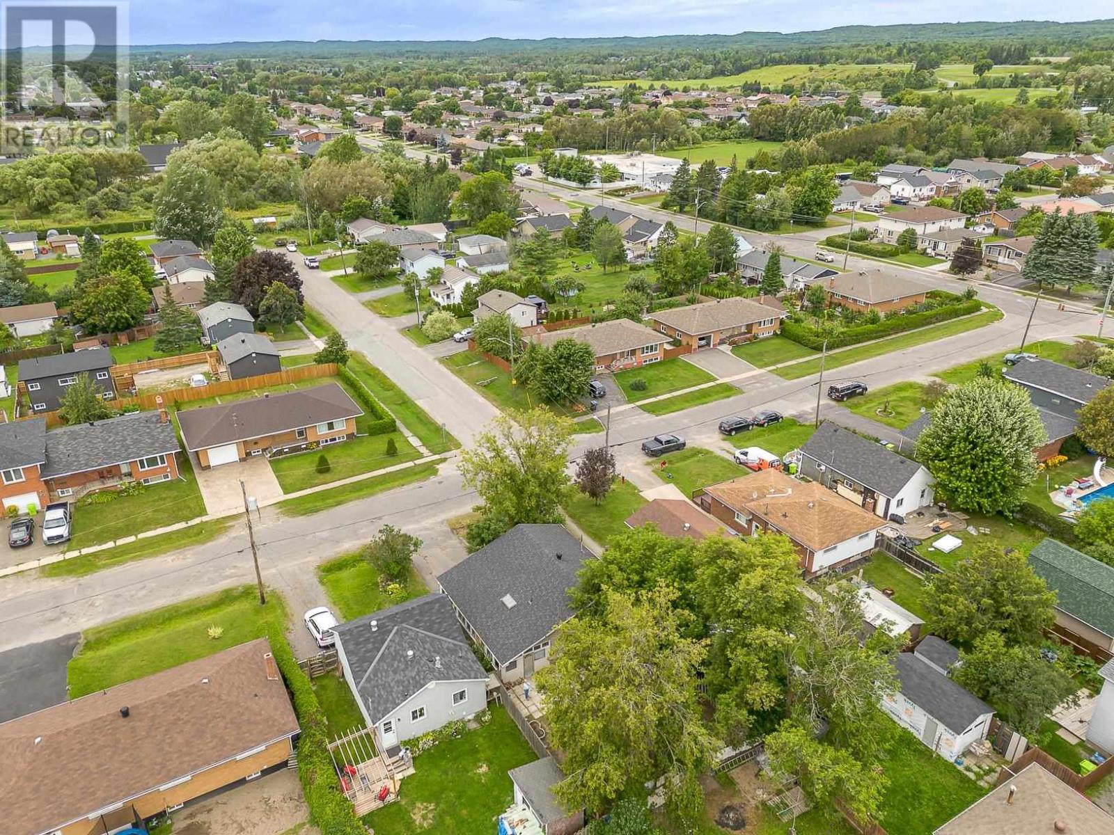 22 Lloyd St, Sault Ste. Marie, Ontario