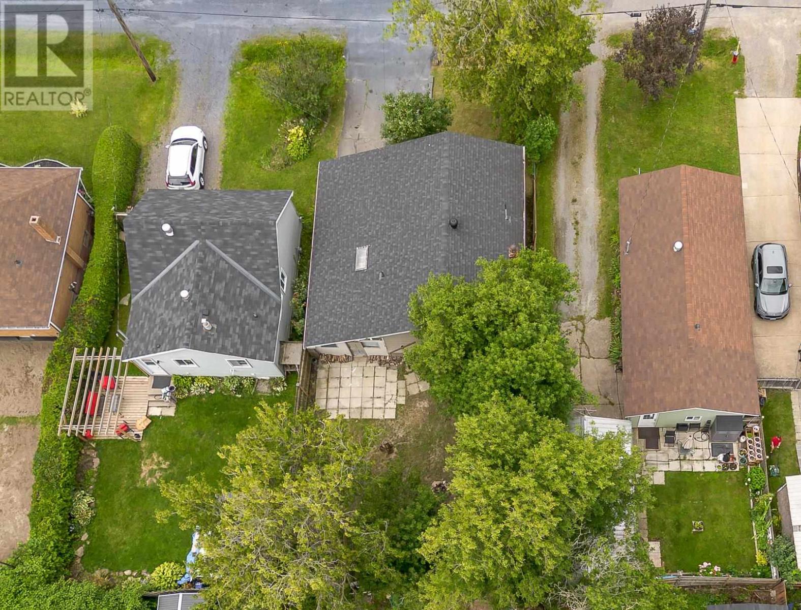 22 Lloyd St, Sault Ste. Marie, Ontario