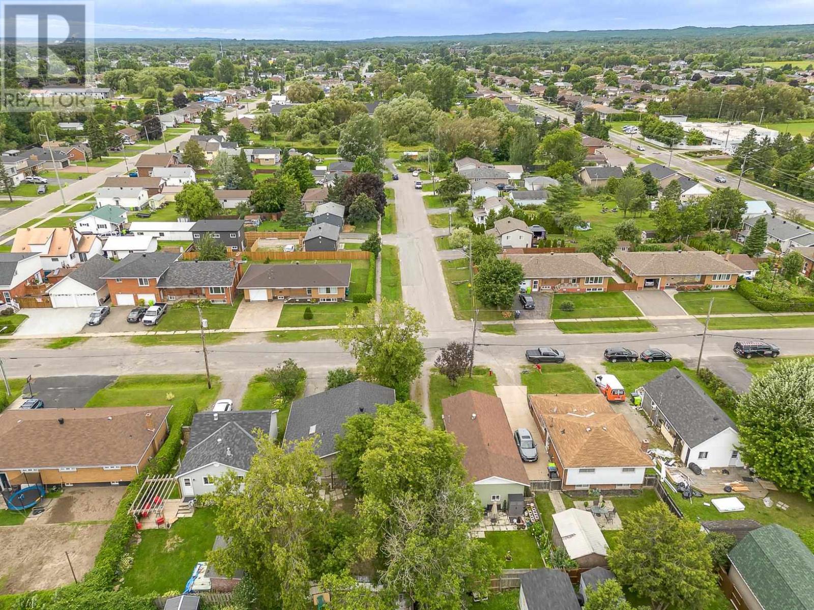 22 Lloyd St, Sault Ste. Marie, Ontario