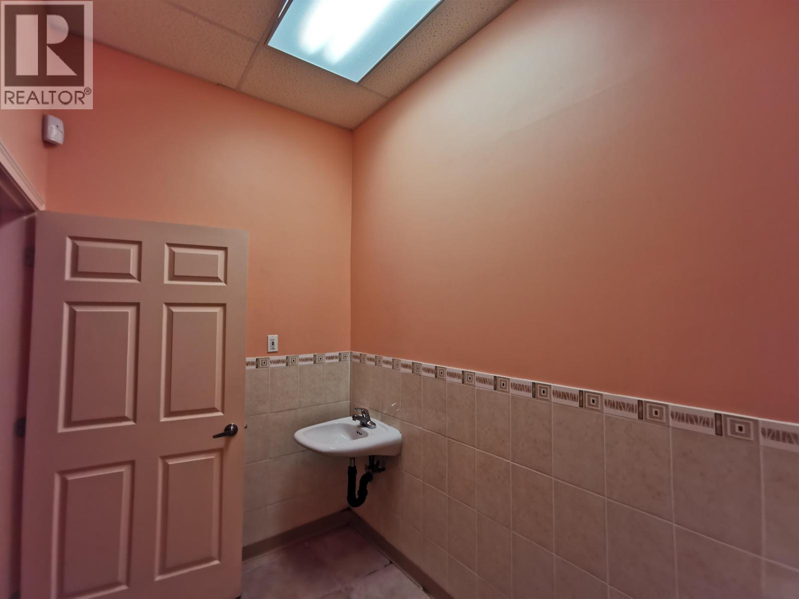 5312 Victoria Drive, Vancouver, British Columbia