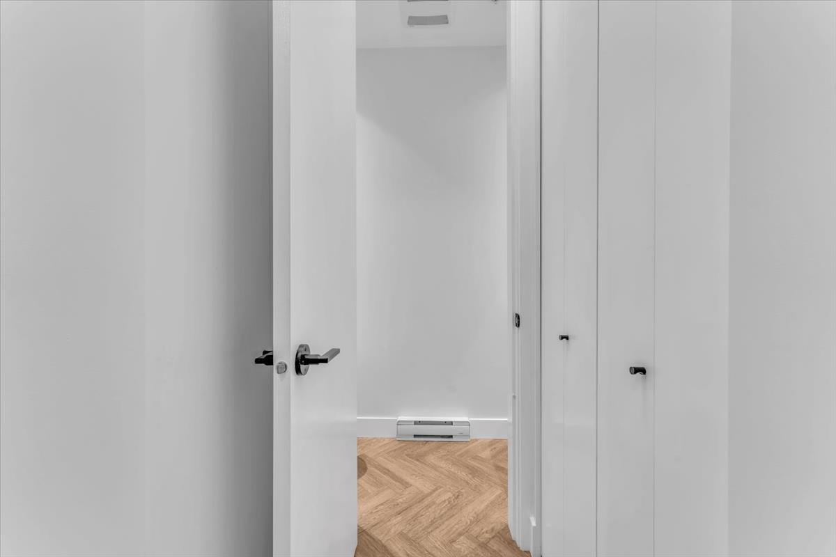 112 13929 105 Boulevard, Surrey, British Columbia