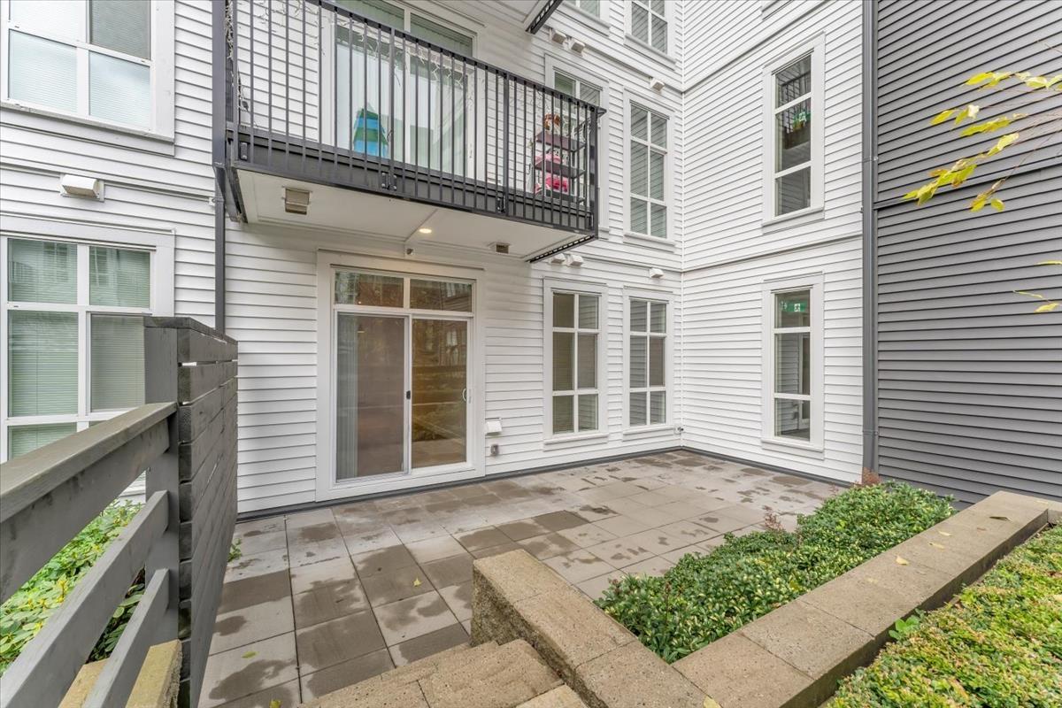 112 13929 105 Boulevard, Surrey, British Columbia