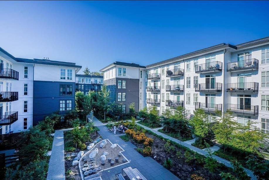 112 13929 105 Boulevard, Surrey, British Columbia