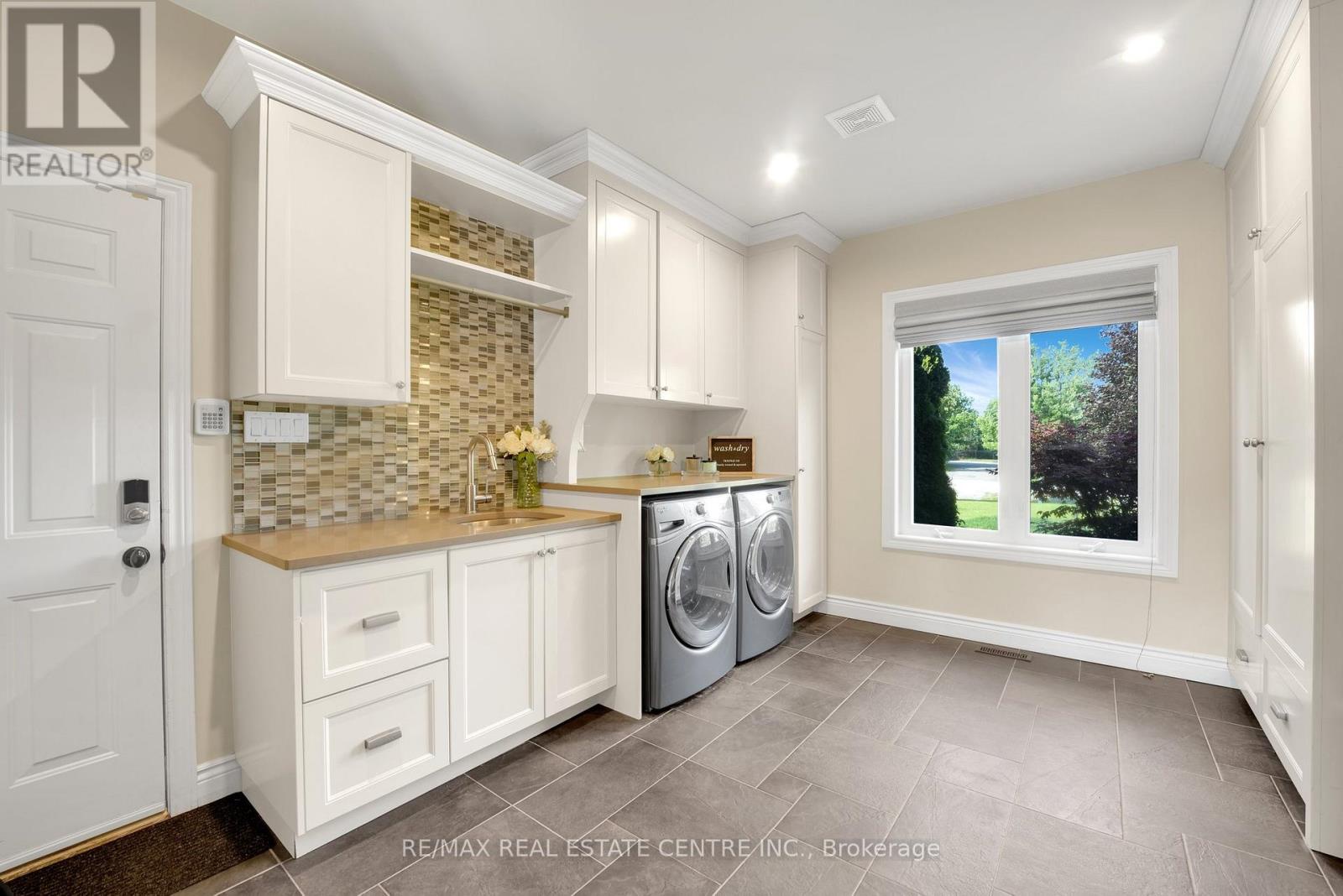 11135 Menzies Court, Milton (brookville/haltonville), Ontario