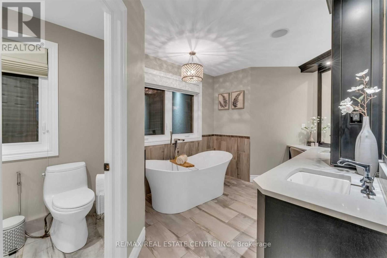 11135 Menzies Court, Milton (brookville/haltonville), Ontario