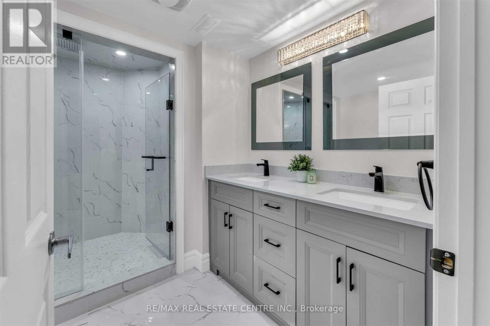 11135 Menzies Court, Milton (brookville/haltonville), Ontario