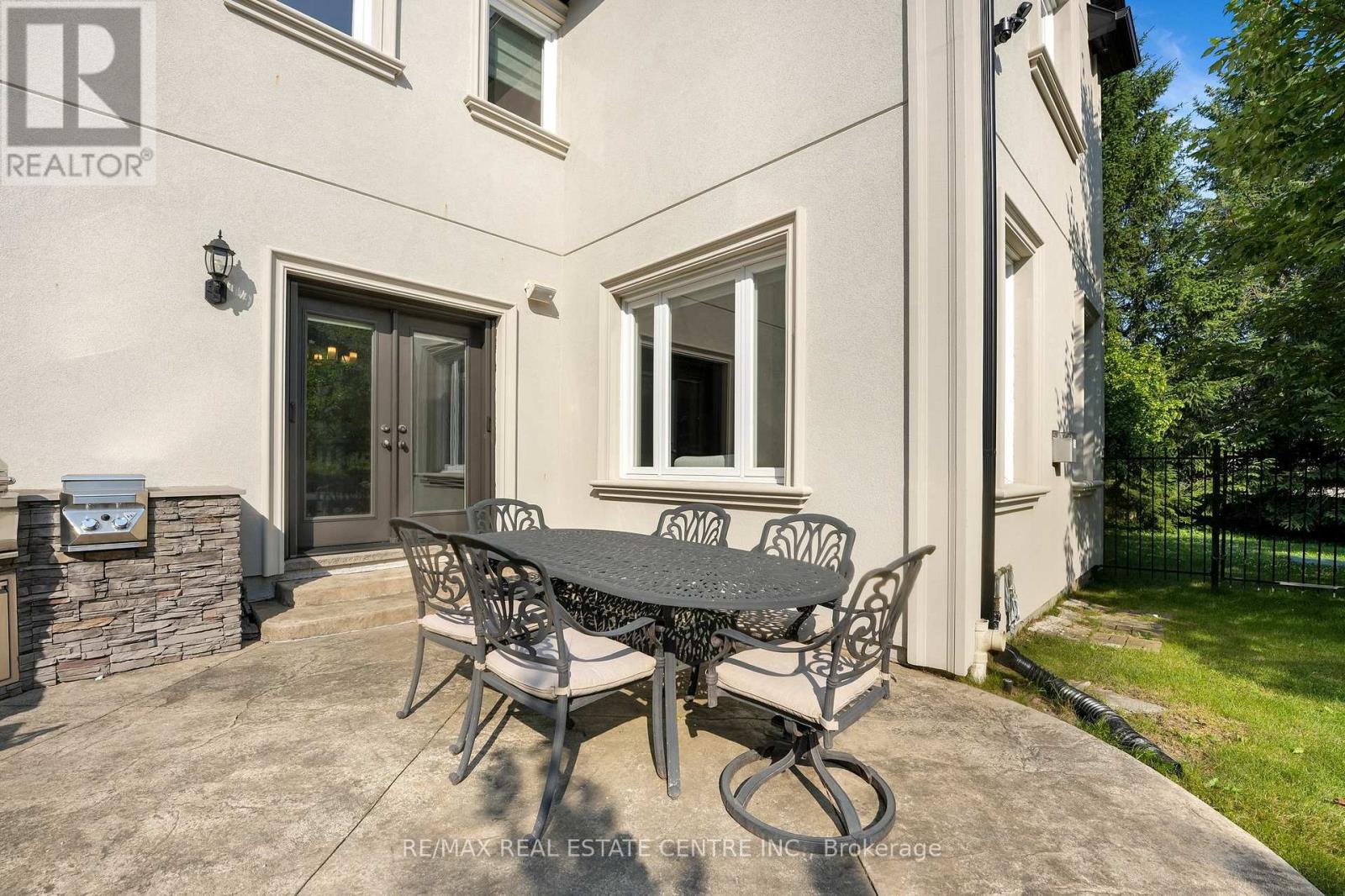 11135 Menzies Court, Milton (brookville/haltonville), Ontario