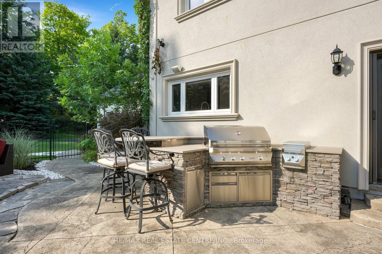 11135 Menzies Court, Milton (brookville/haltonville), Ontario