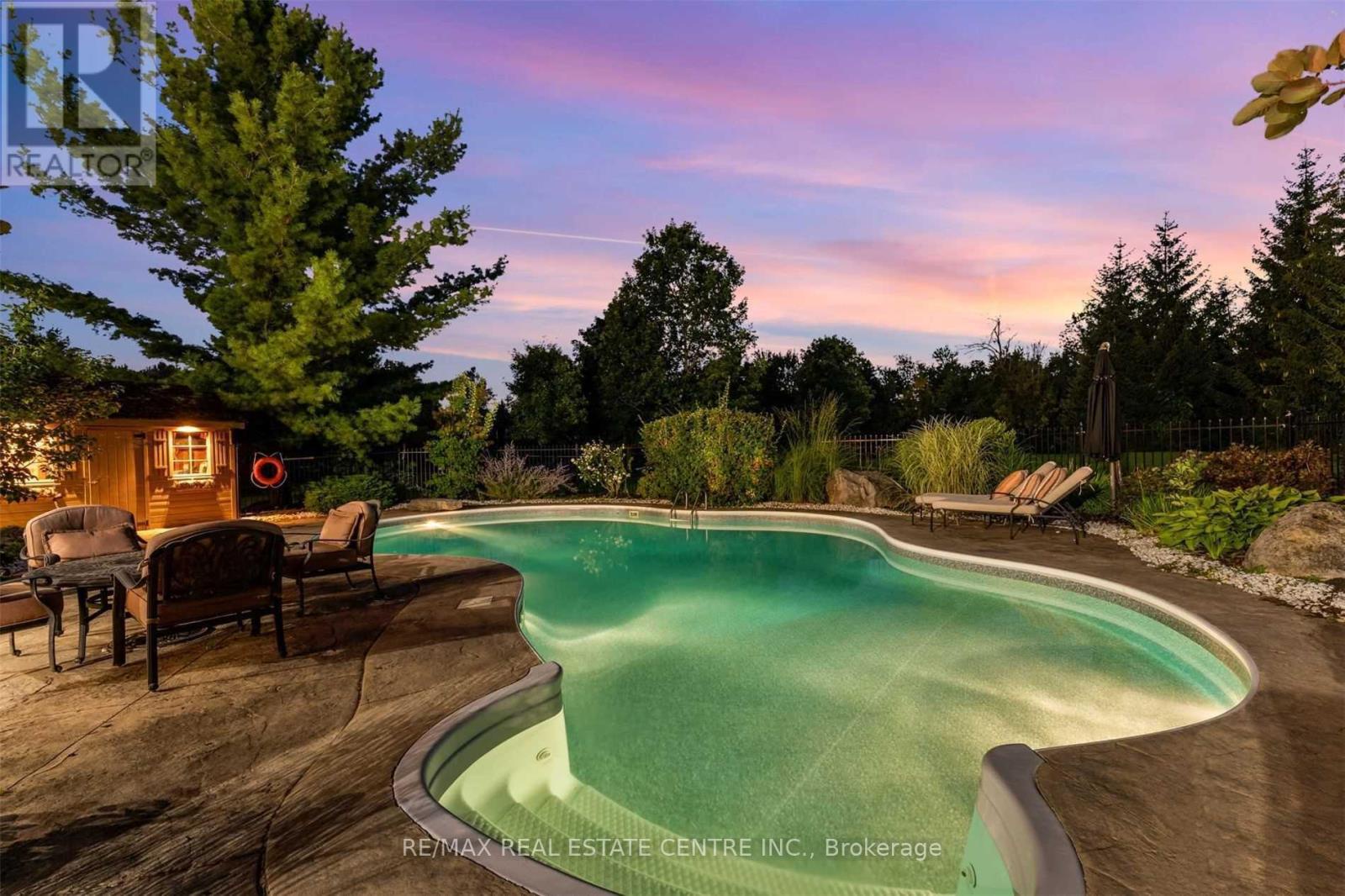 11135 Menzies Court, Milton (brookville/haltonville), Ontario