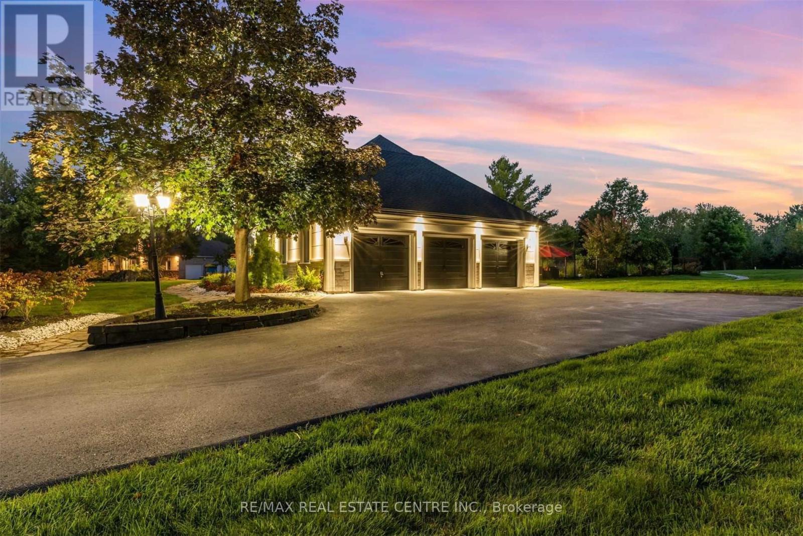 11135 Menzies Court, Milton (brookville/haltonville), Ontario