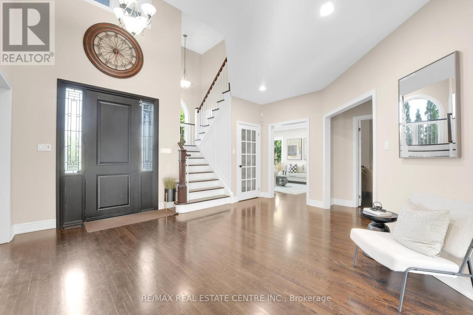 11135 Menzies Court, Milton (brookville/haltonville), Ontario