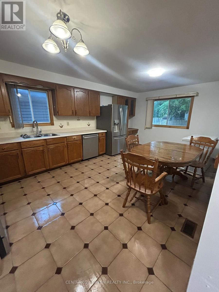 719 Keates Avenue, Oshawa (donevan), Ontario