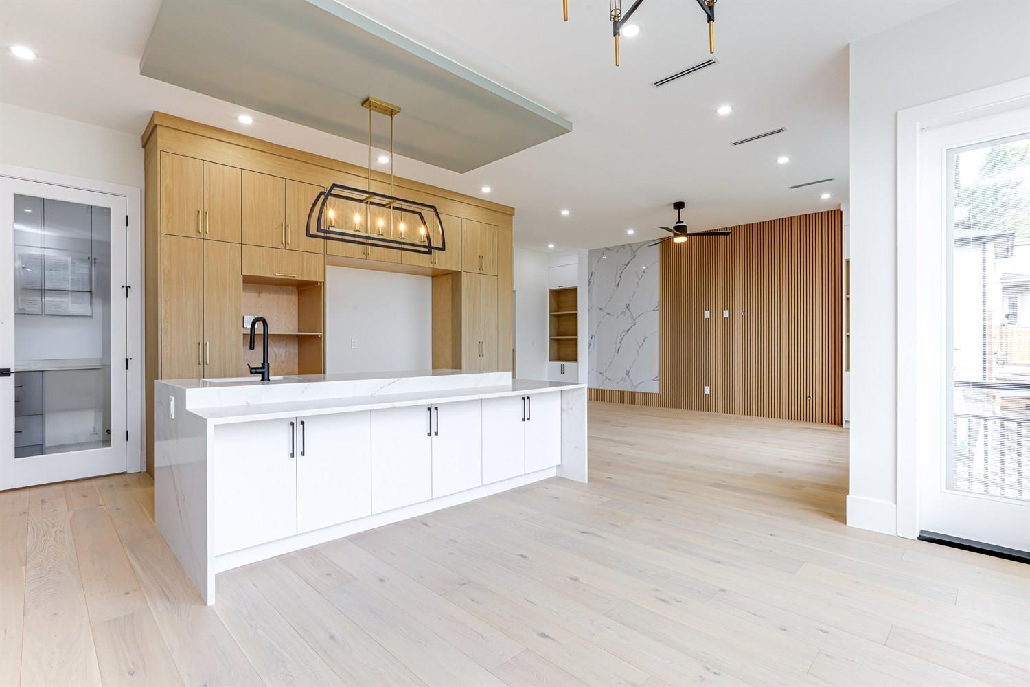 6914 204a Street, Langley, British Columbia