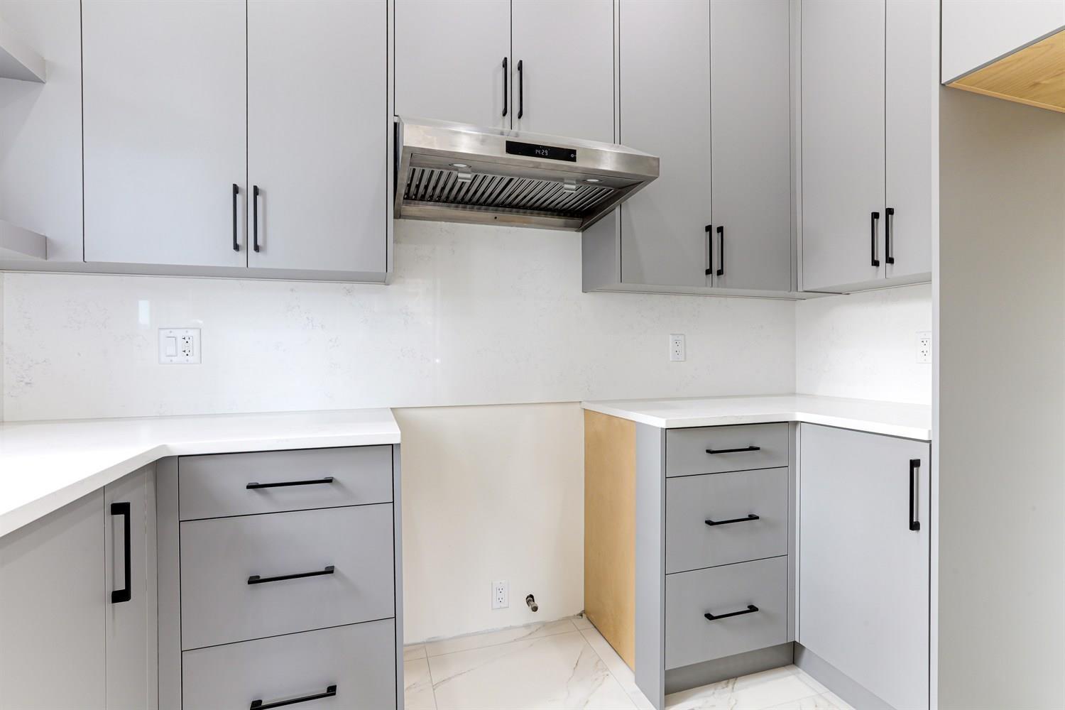 6914 204a Street, Langley, British Columbia