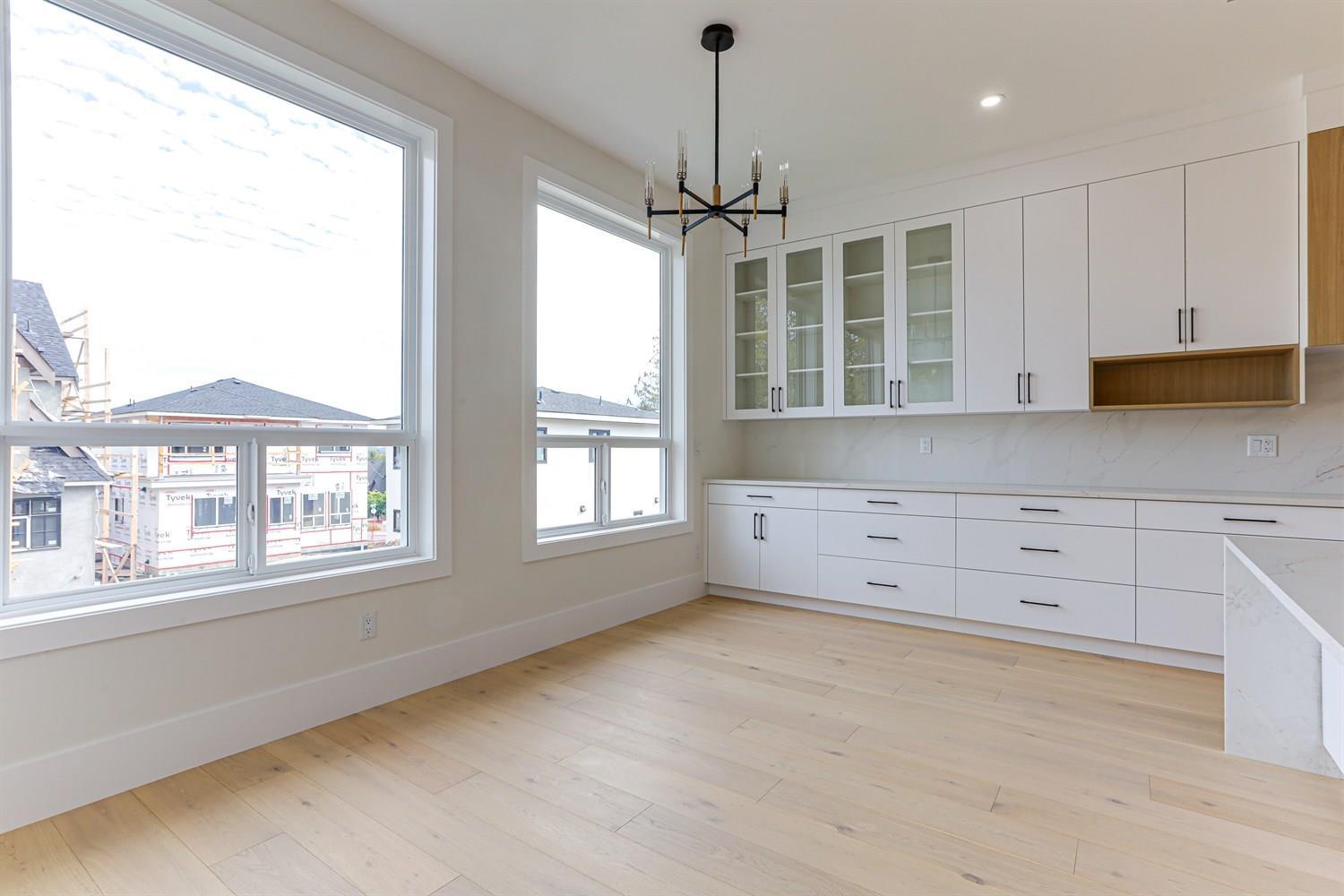 6914 204a Street, Langley, British Columbia