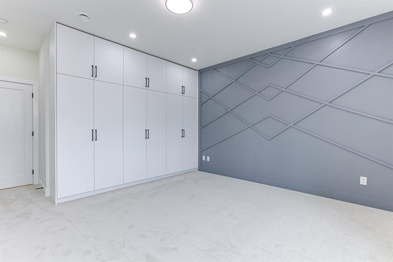 6914 204a Street, Langley, British Columbia