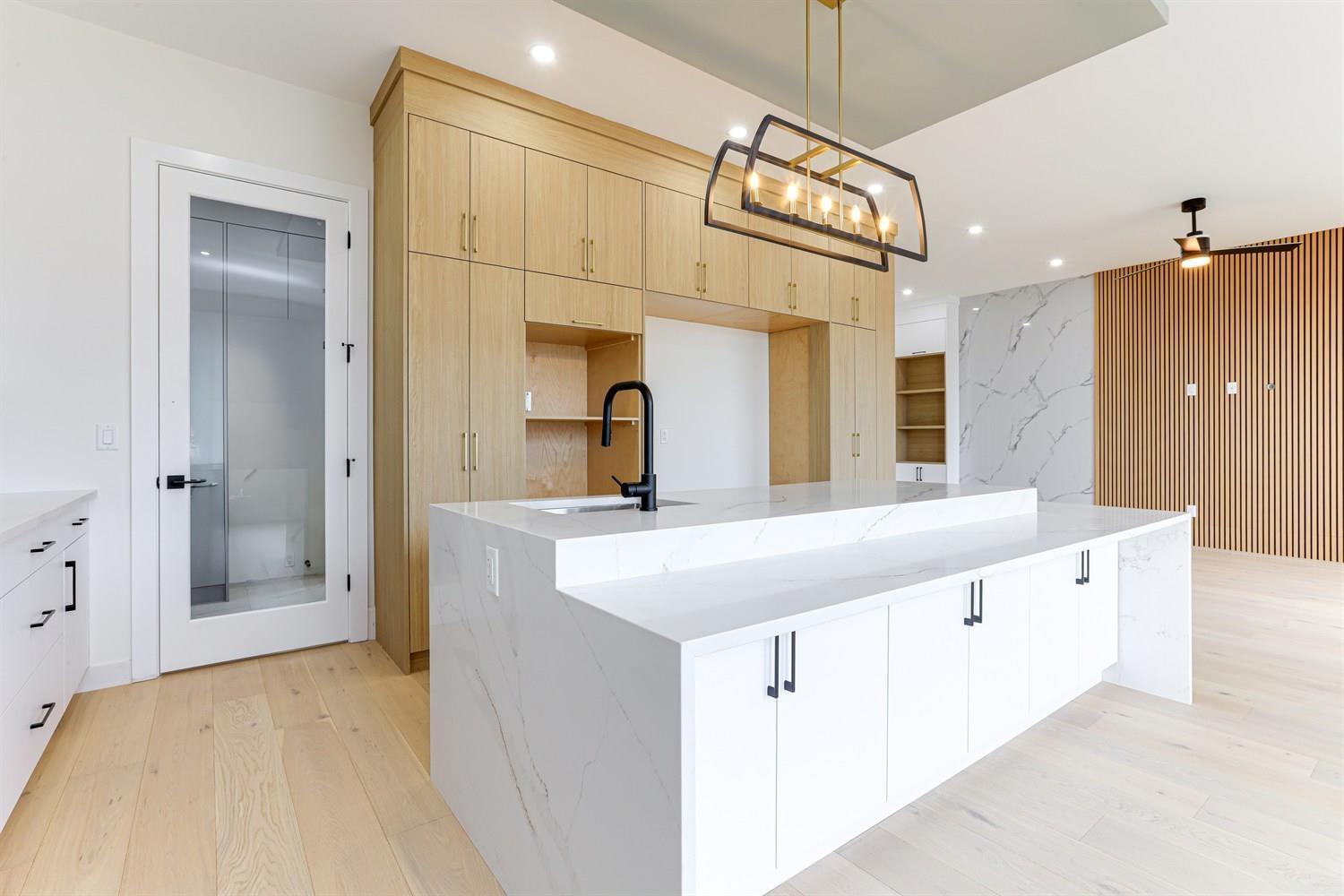 6914 204a Street, Langley, British Columbia