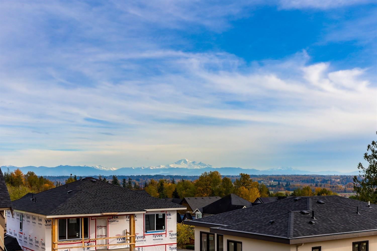 6914 204a Street, Langley, British Columbia