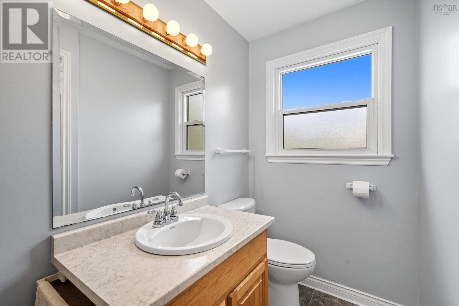 17 Kinsac Road, Beaver Bank, Nova Scotia