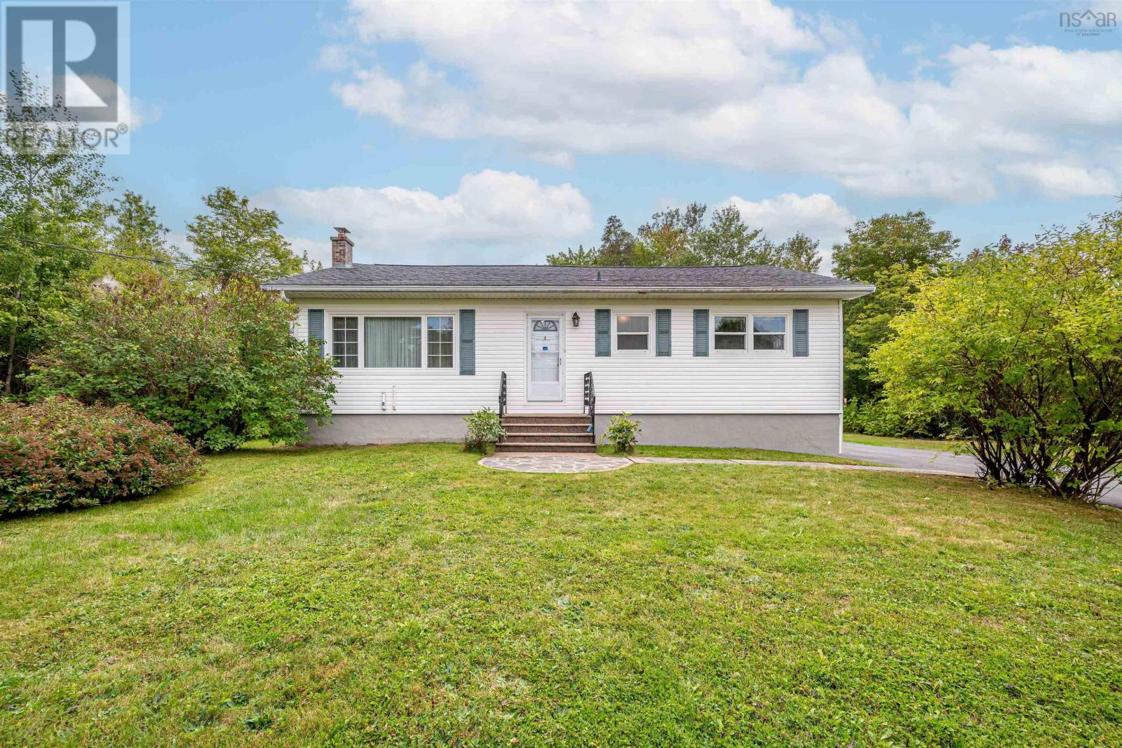 17 Kinsac Road, Beaver Bank, Nova Scotia