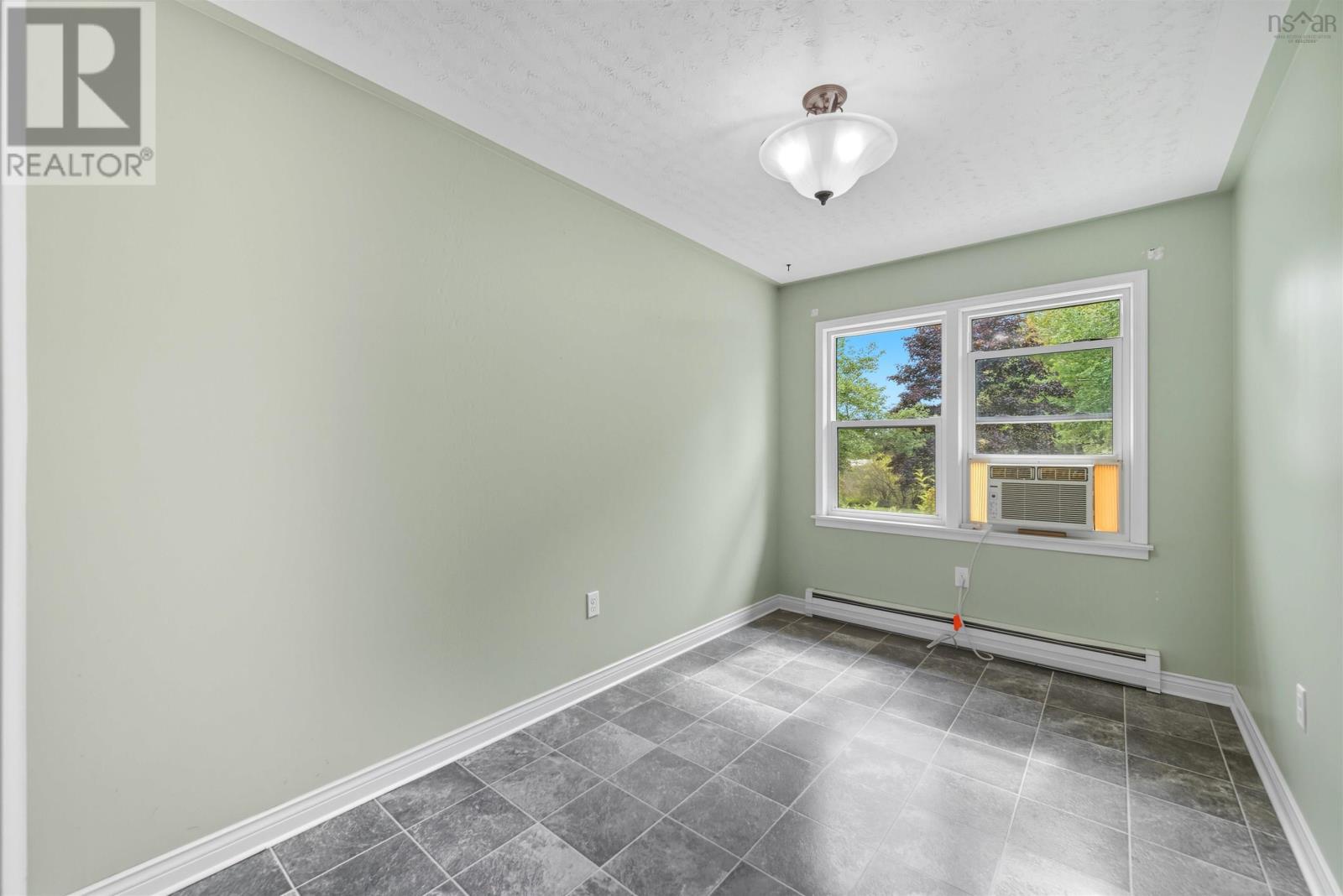 17 Kinsac Road, Beaver Bank, Nova Scotia