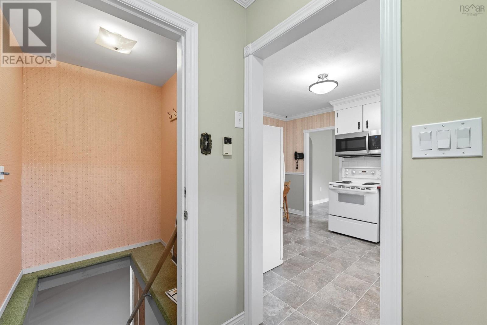 17 Kinsac Road, Beaver Bank, Nova Scotia